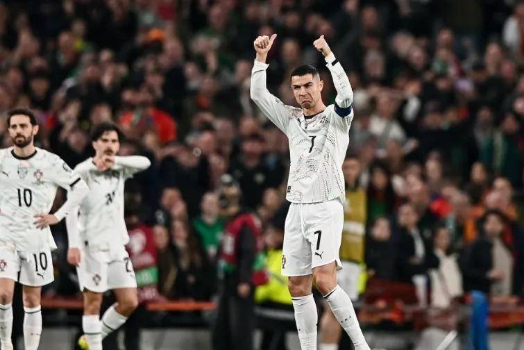 JBO网址 -国王杯倒计时；勒沃库森赛前更衣室发声；细节引发关注；球迷炸锅；赛程密集仍需轮换的简单介绍